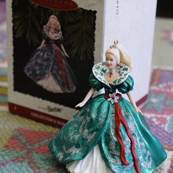 Vintage 1995 NEW IN BOX "Holiday Barbie" Hallmark Keepsake Ornament - Picture 9 of 9